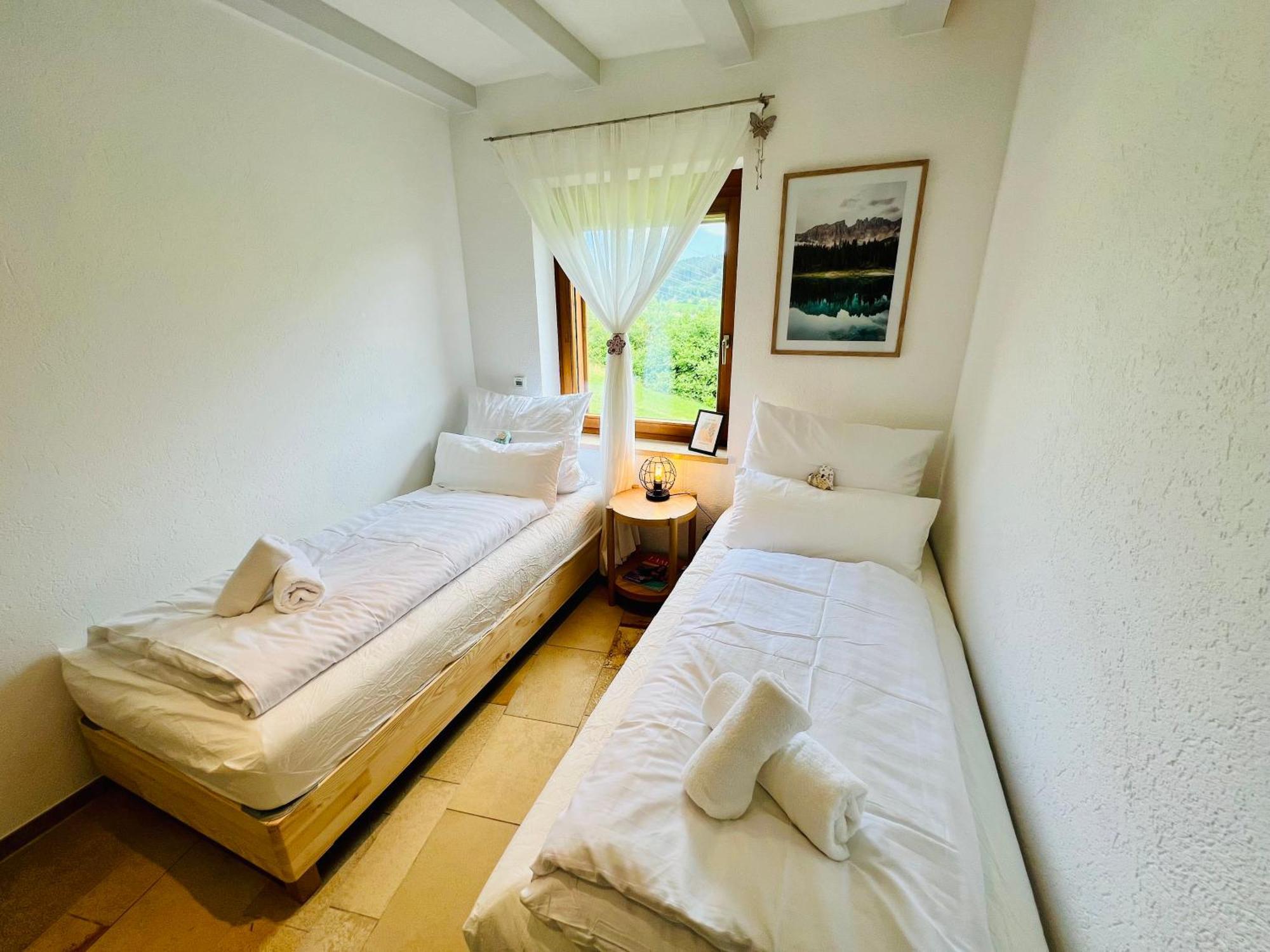 Ferienwohnung Panoramablick Mit Privatparkplatz, 2 Balkone Und 1,5 Baeder Titisee-Neustadt Exterior foto